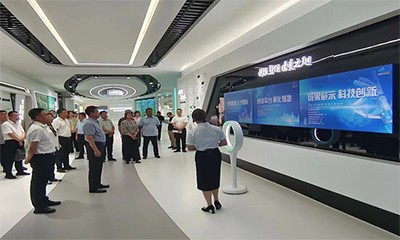 【農牧動(dòng)态】自治區(qu)農牧廳工(gong)作(zuò)組赴巴彥淖爾市(shi)農高(gao)區(qu)調研對接